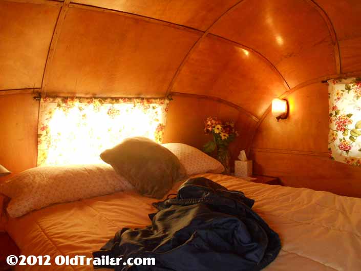 This 1950 Vagabond trailer has beautifully restored bedroom ceiling paneling